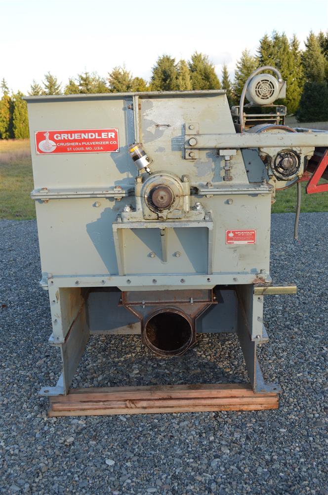 GRUENDLER Wood Hog Grinder 251875 For Sale Used