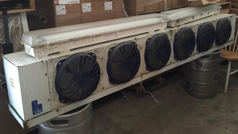 Walk In Cooler Condensing Unit Set 17 X 25 X 9 279487   279487 3 