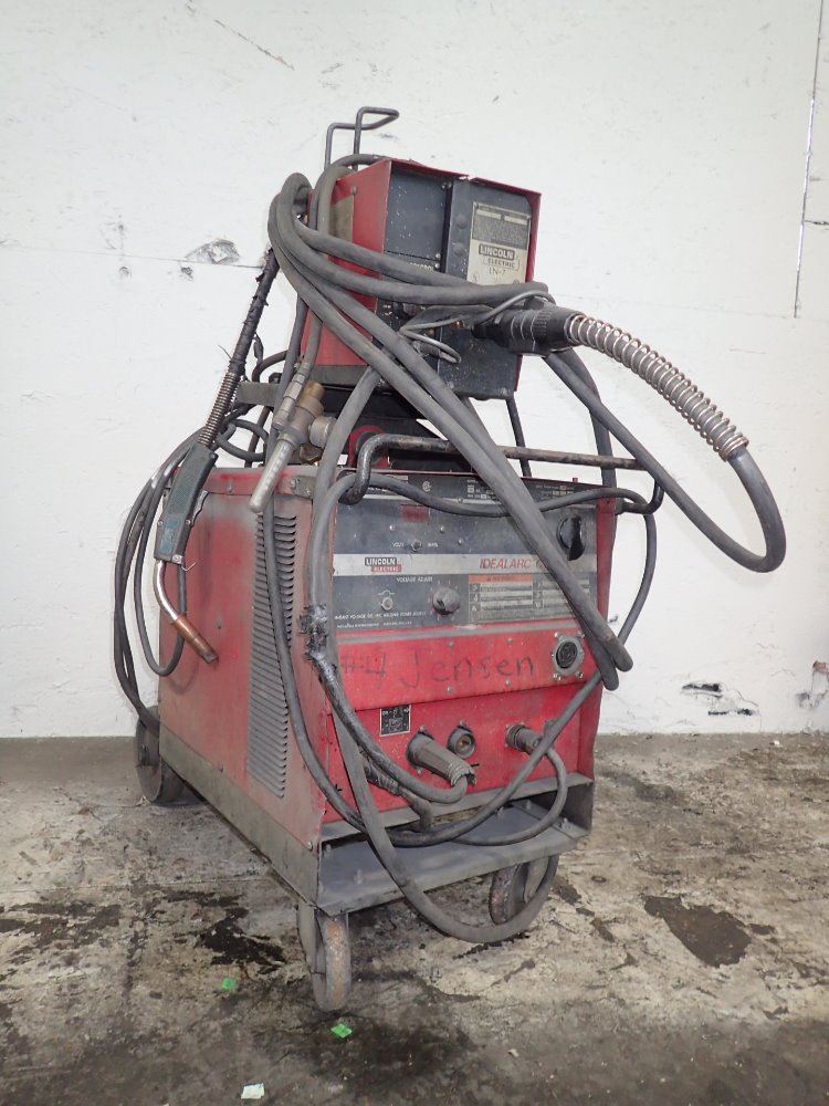 LINCOLN ELECTRIC CV-300 Portable Welder | 315280