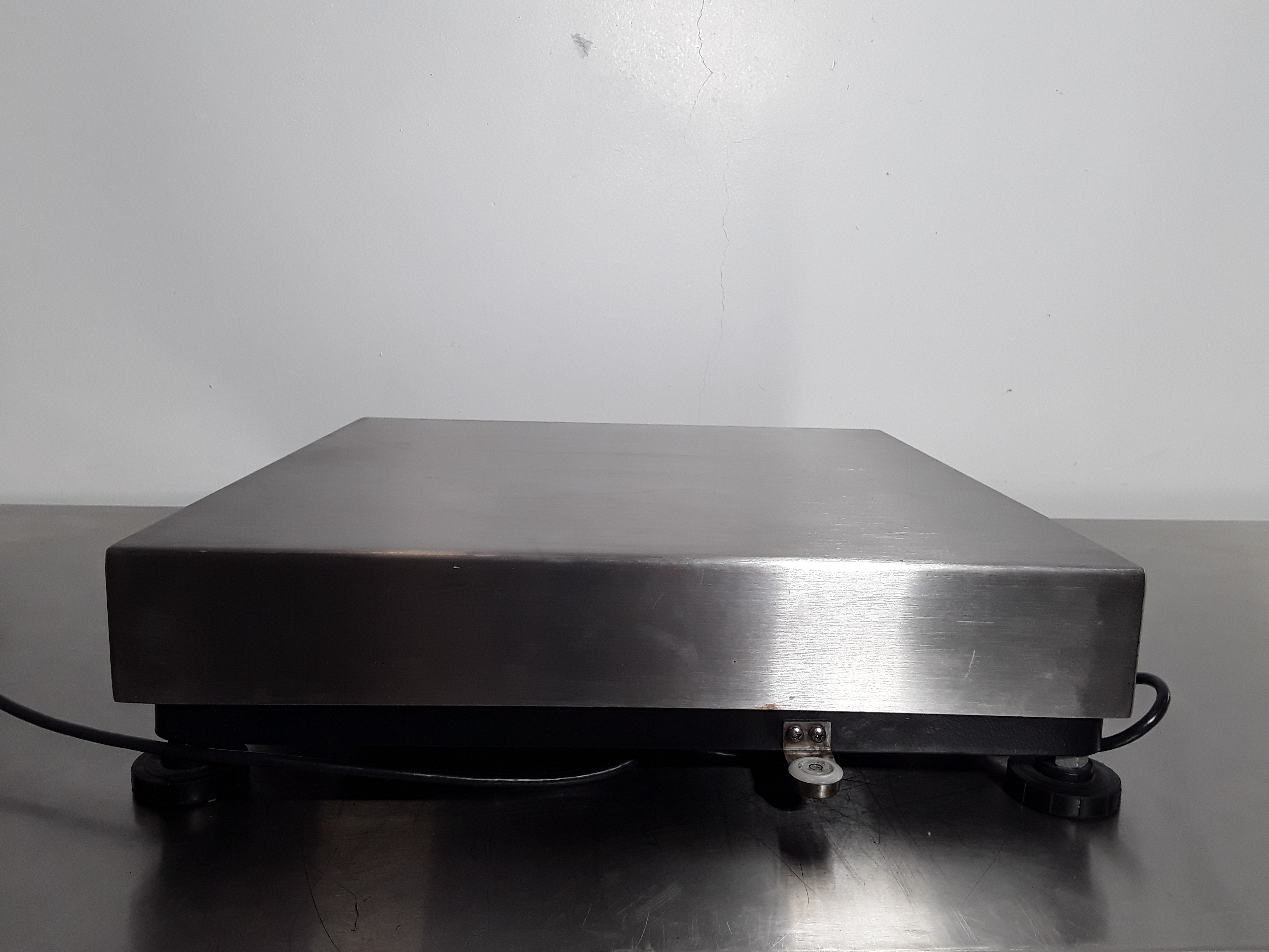 OHAUS CD-33 Square Bench Sc - 364843 For Sale Used