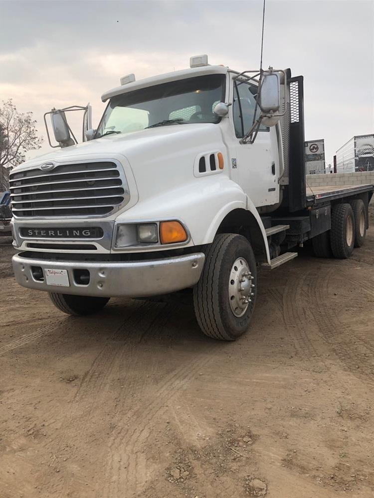 2005 STERLING Flatbed Truck - 366128 For Sale Used