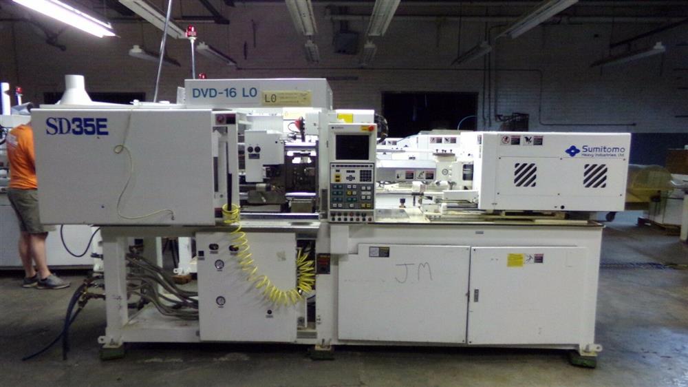 35-ton-sumitomo-injection-molding-machine-373737