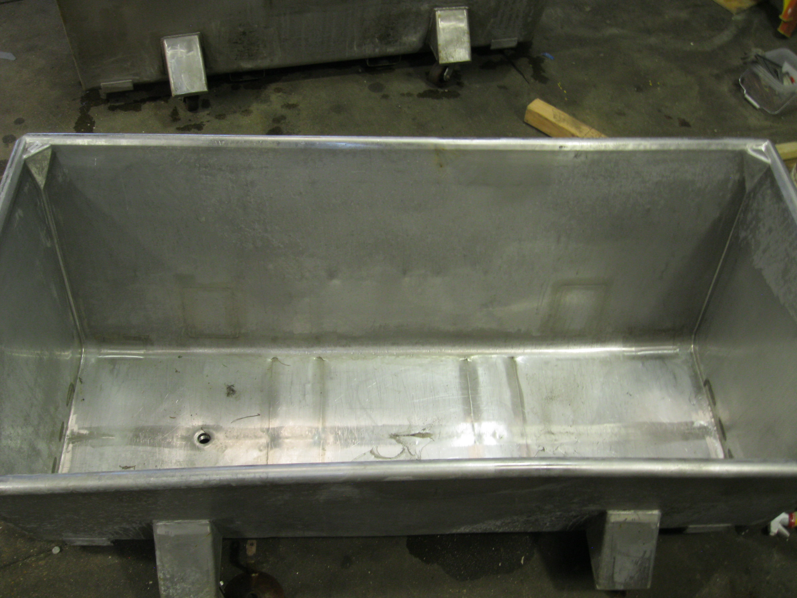 300 Gallon Horizontal Tub - Stainless Steel | 378457