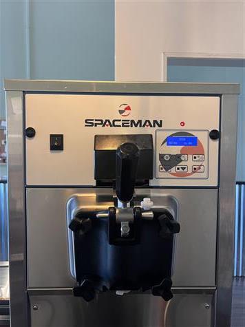 Spaceman 6236-C Soft Serve Machine